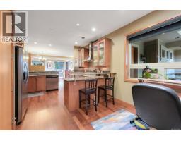 Eating area - 10 3650 Citadel Pl, Colwood, BC V9C0C8 Photo 14