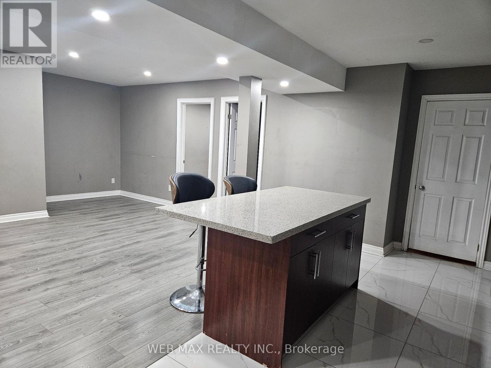 7 DUDLEY COURT - Image 40