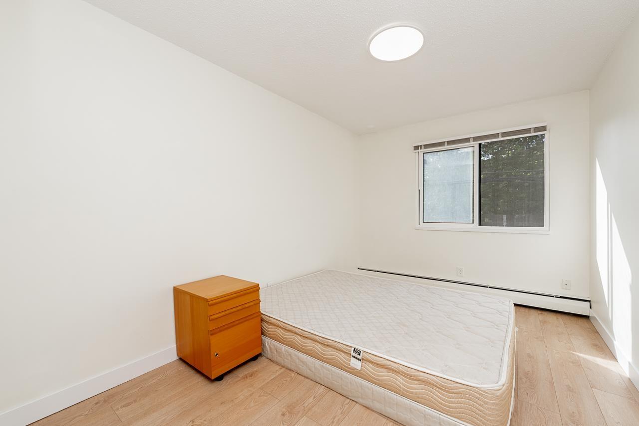 108 1444 MARTIN STREET, White Rock