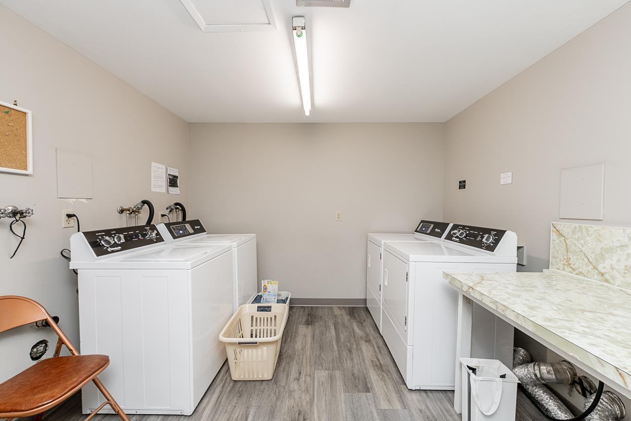 108 1444 MARTIN STREET, White Rock