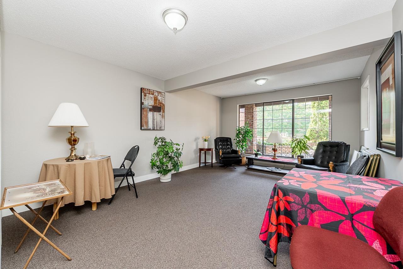 108 1444 MARTIN STREET, White Rock