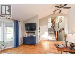 Bathroom - 1530 Grayling Dr, Comox, BC V9M3Z7 Photo 12