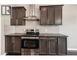 Bedroom - 205 Van Slyke Way, Red Deer, AB T4R0N7 Photo 8