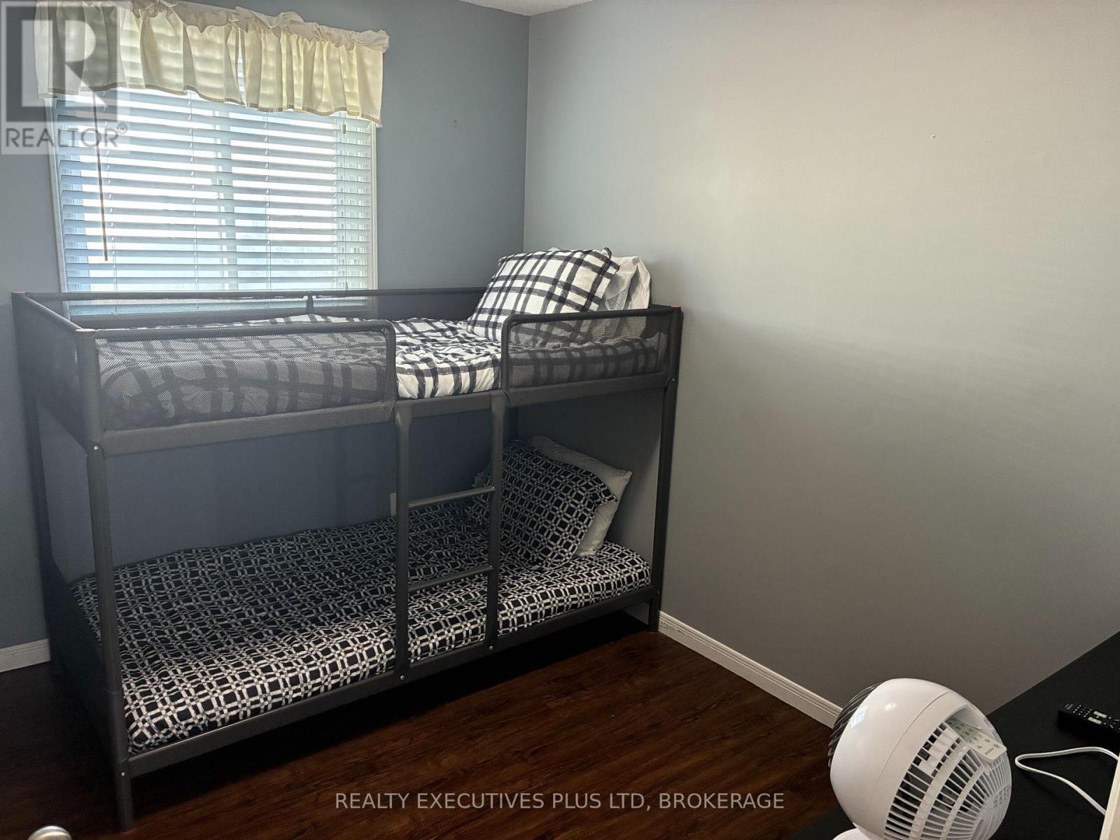 94 CARRIAGE ROAD - 20