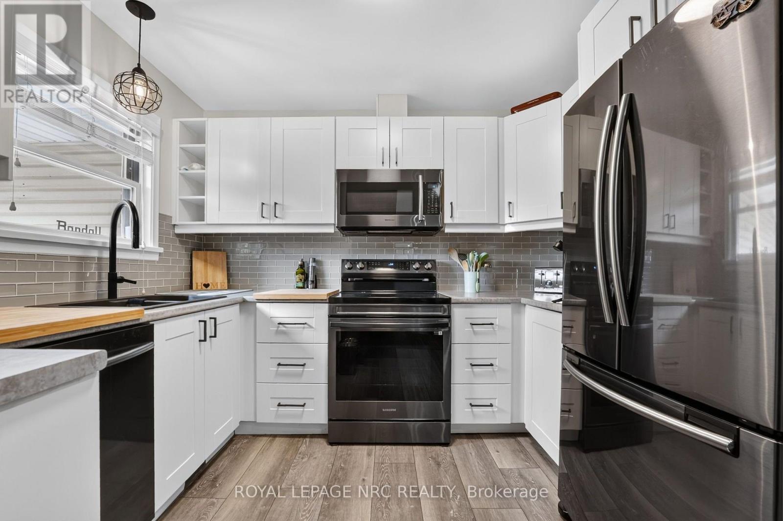 1225 BENNER AVENUE - Image 13