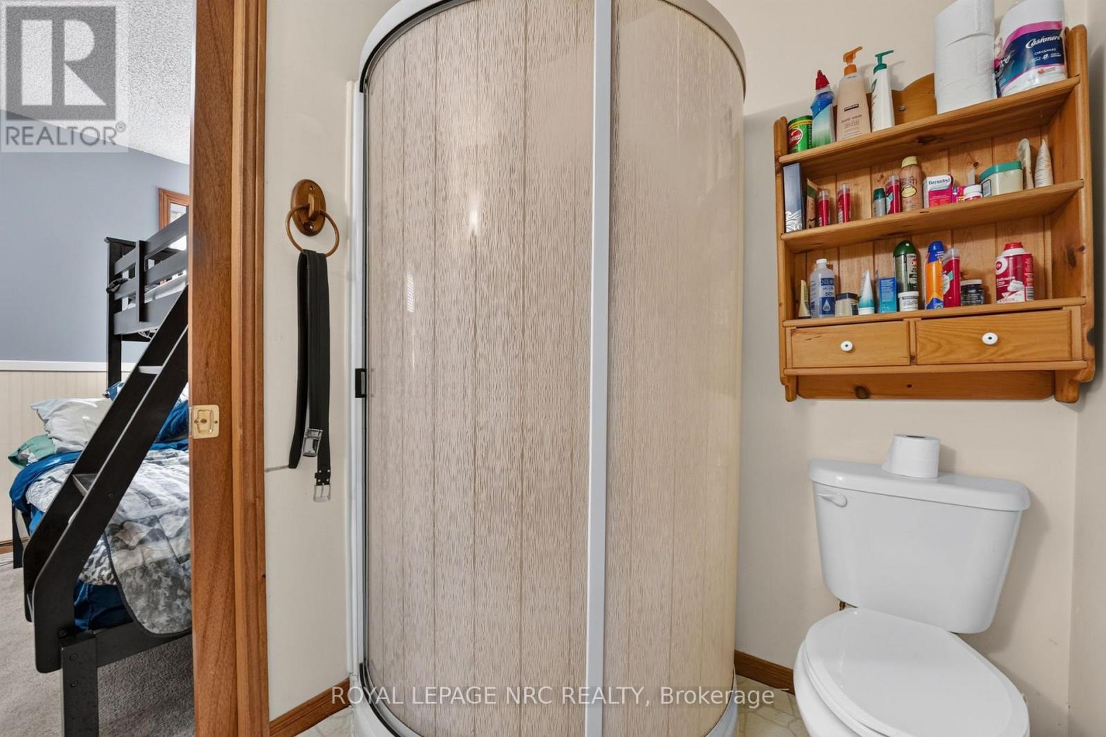 1225 BENNER AVENUE - Image 39