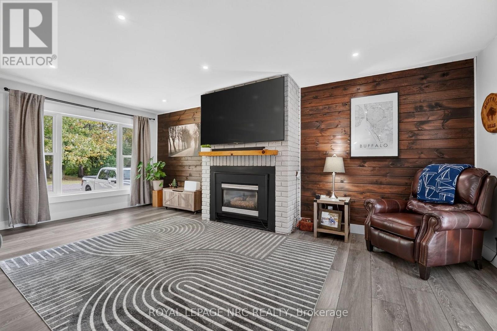 1225 BENNER AVENUE - Image 6