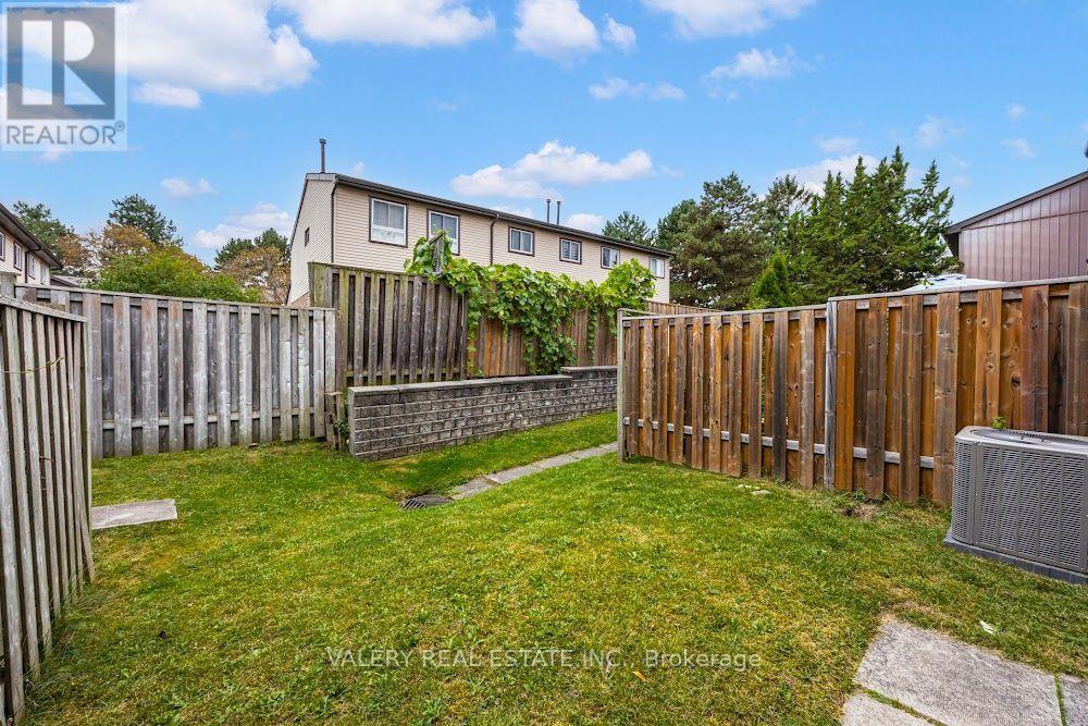 50- 1131 Sandhurst Circle, Toronto, ON photo 27