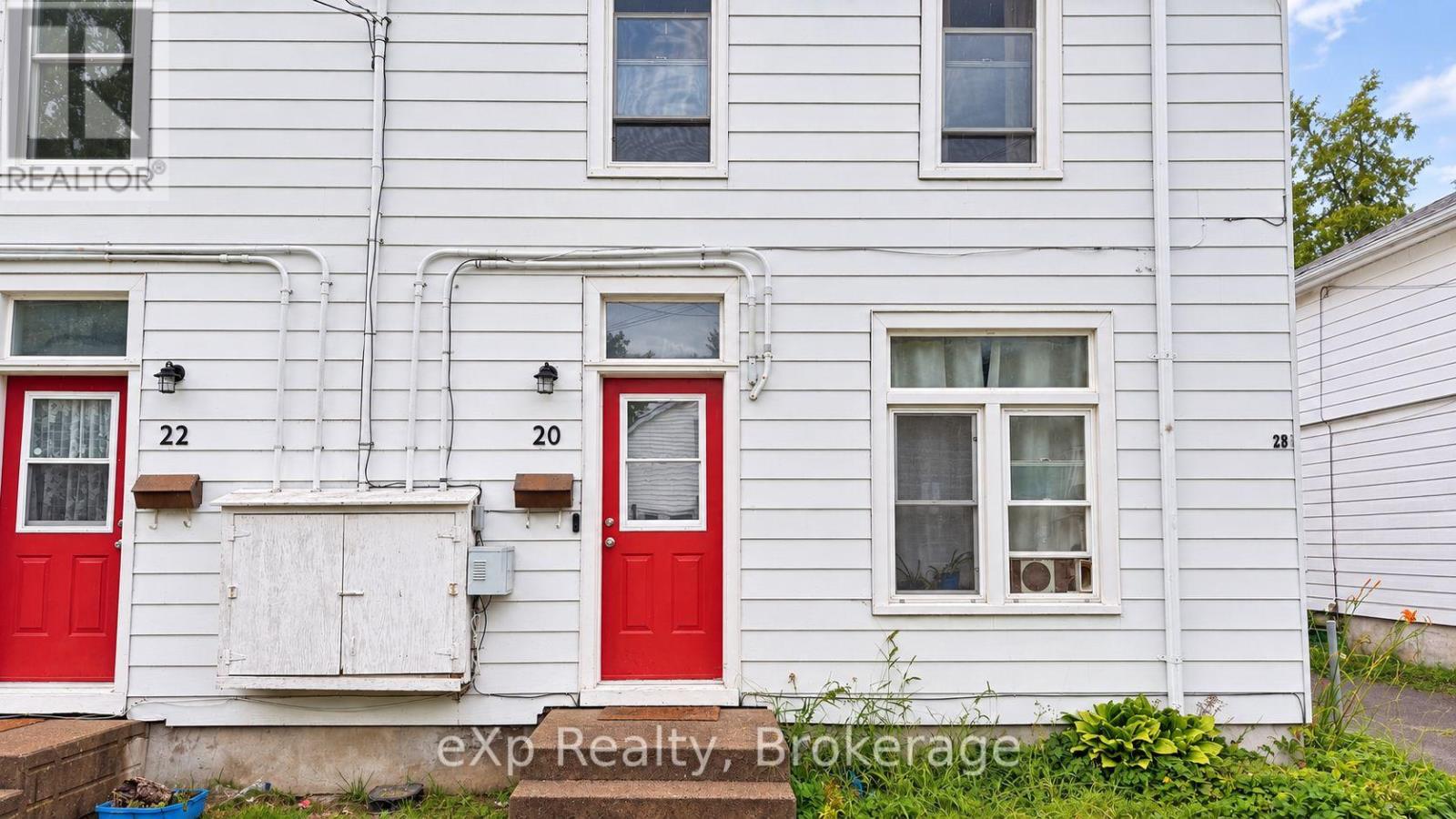 20 CHARLOTTE STREET, Belleville — photo 2