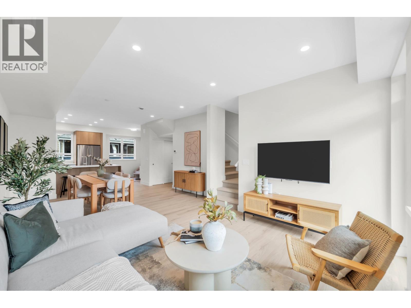 6 9331 FERNDALE ROAD, Richmond - Image 1