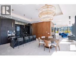 807 135 E 13th Street, Vancouver, BC V7L0J8 Photo 26
