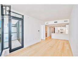 807 135 E 13th Street, Vancouver, BC V7L0J8 Photo 7