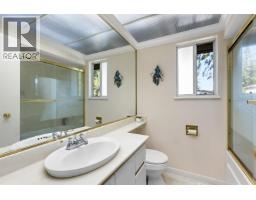 695 Macintosh Street, Coquitlam, BC V3J4Y4 Photo 14