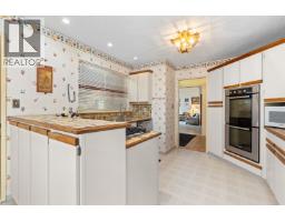 695 Macintosh Street, Coquitlam, BC V3J4Y4 Photo 9