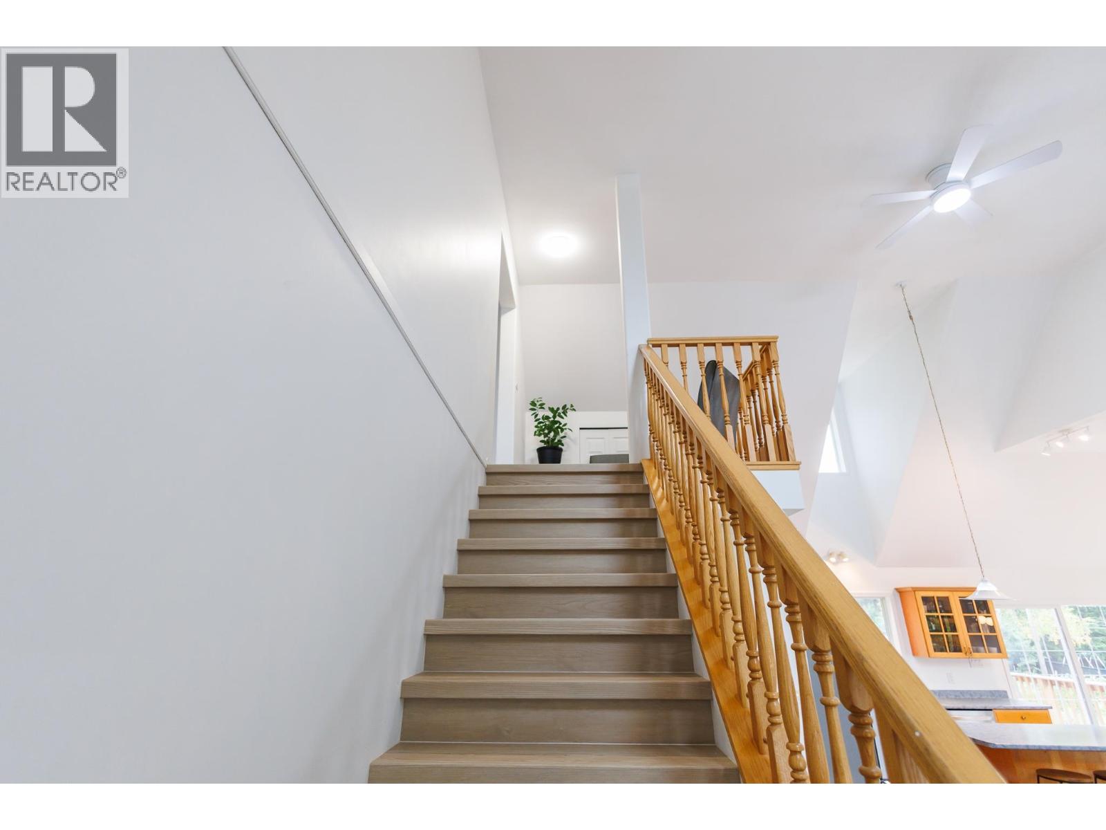 4902 HAUGLAND AVENUE - 22