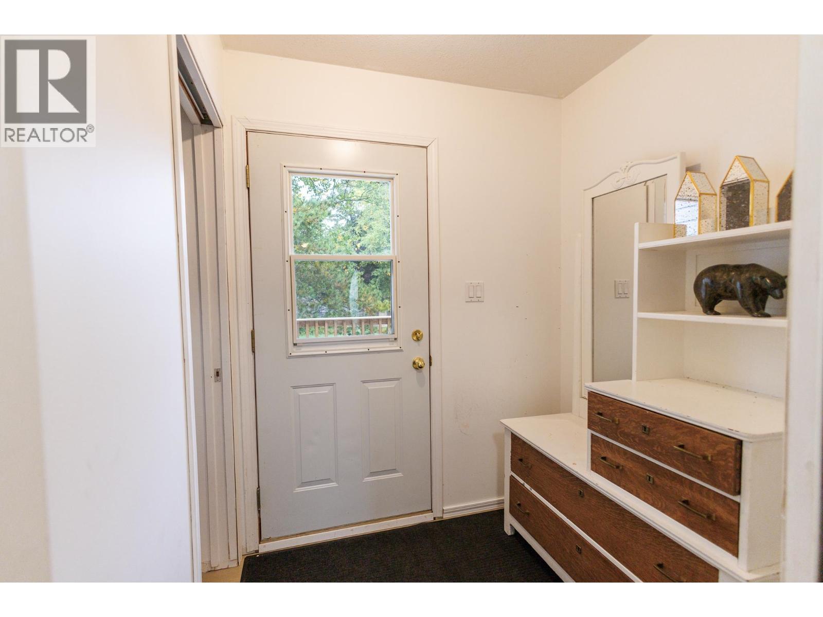 4902 HAUGLAND AVENUE - 13