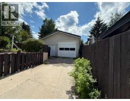 178 Hansen Drive, Hinton, AB T7V1J2 Photo 18
