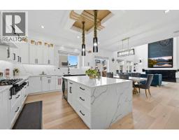4pc Bathroom - 4942 84 Avenue Ne, Calgary, AB T3J2J5 Photo 21