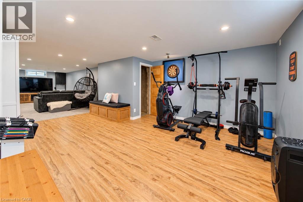 235 WINSTON Boulevard - Image 22