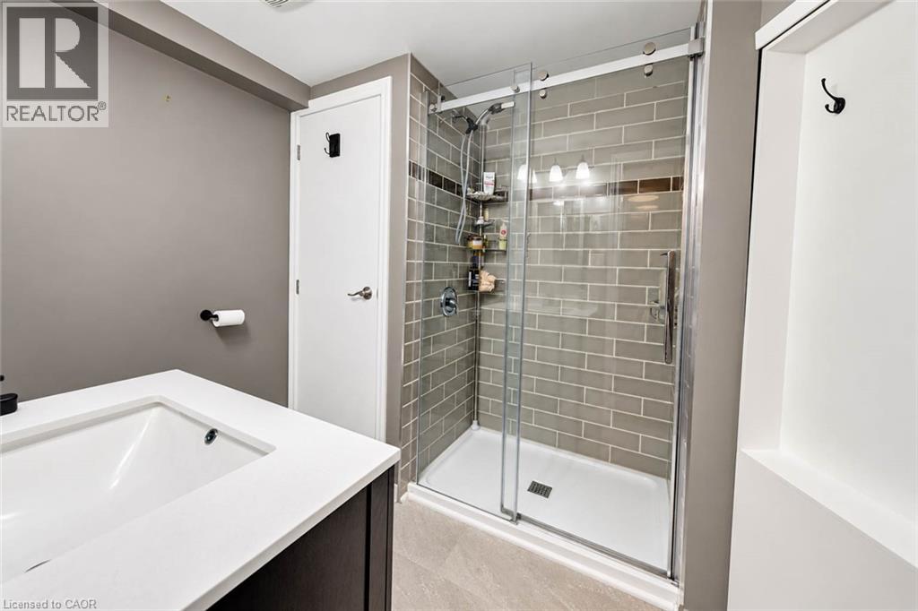 235 WINSTON Boulevard - Image 28