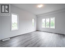 Bedroom - 72 - 4552 Portage Road, Niagara Falls, ON L2E0B8 Photo 9