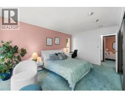 2069 Westview Drive, North Vancouver, BC V7M3B1 Photo 21