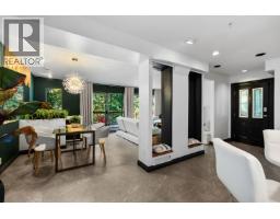 2069 Westview Drive, North Vancouver, BC V7M3B1 Photo 14