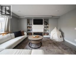 Living room - 242 Prospect Drive, Fort Mcmurray, AB T9K0W7 Photo 6