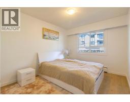 210 270 W 1st Street, North Vancouver, BC V7M1B4 Photo 10