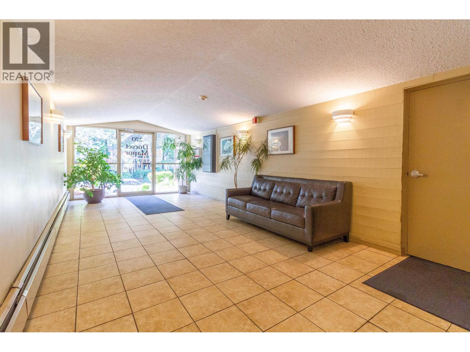 210 270 W 1ST STREET, North Vancouver