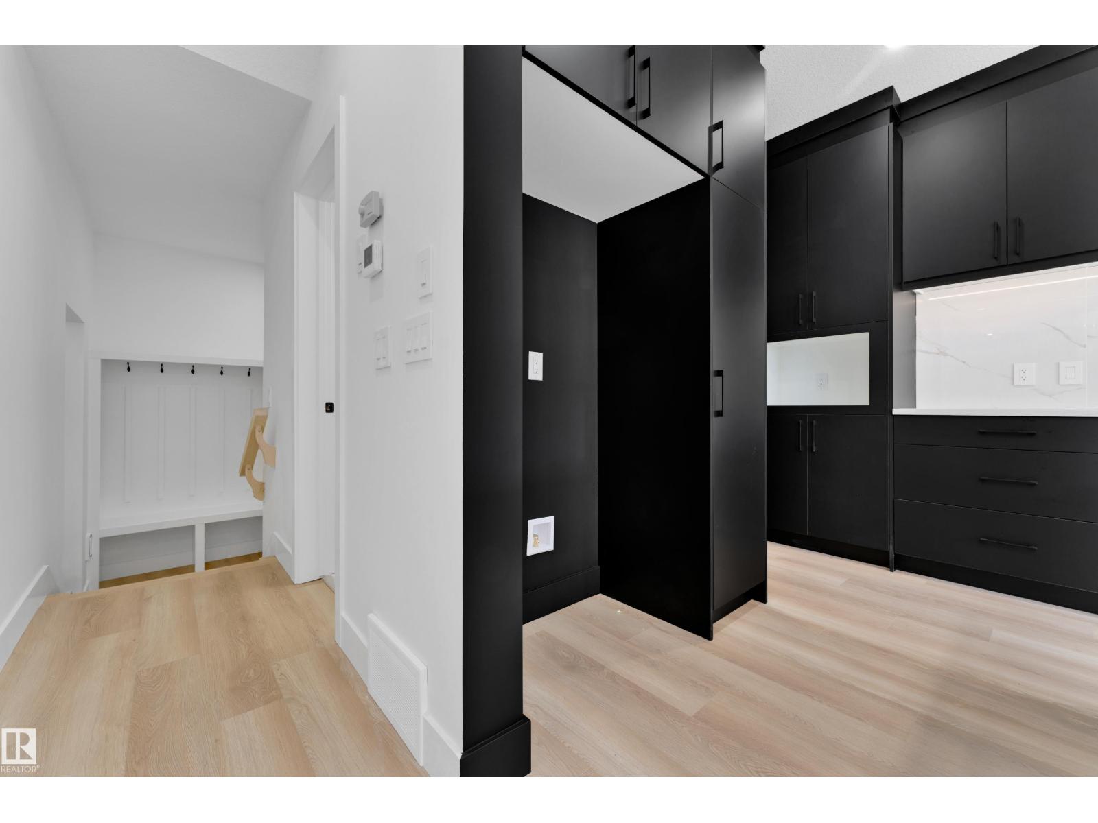 261 Linden LO - 15