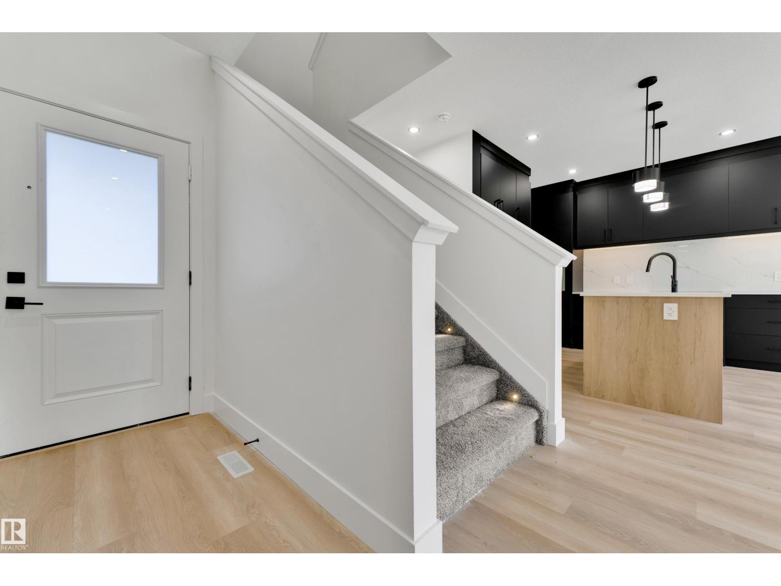261 Linden LO - 4