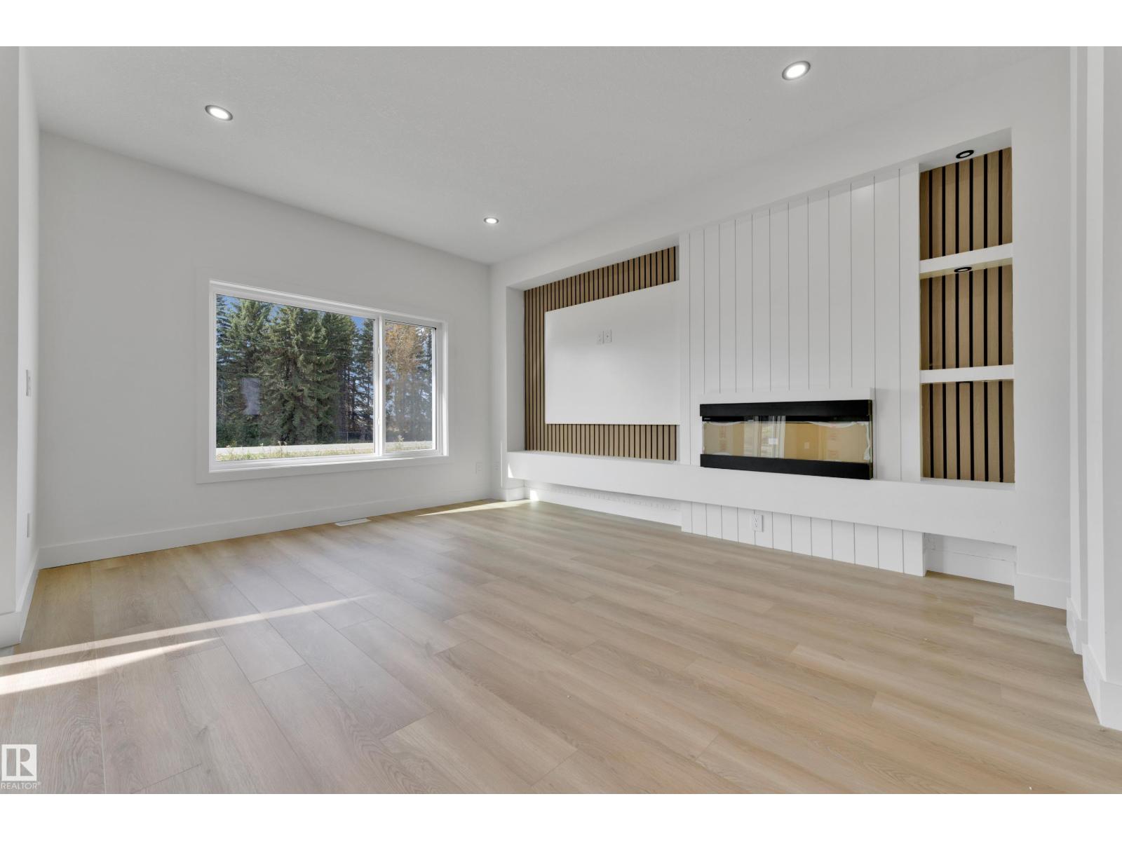 261 Linden LO - 6