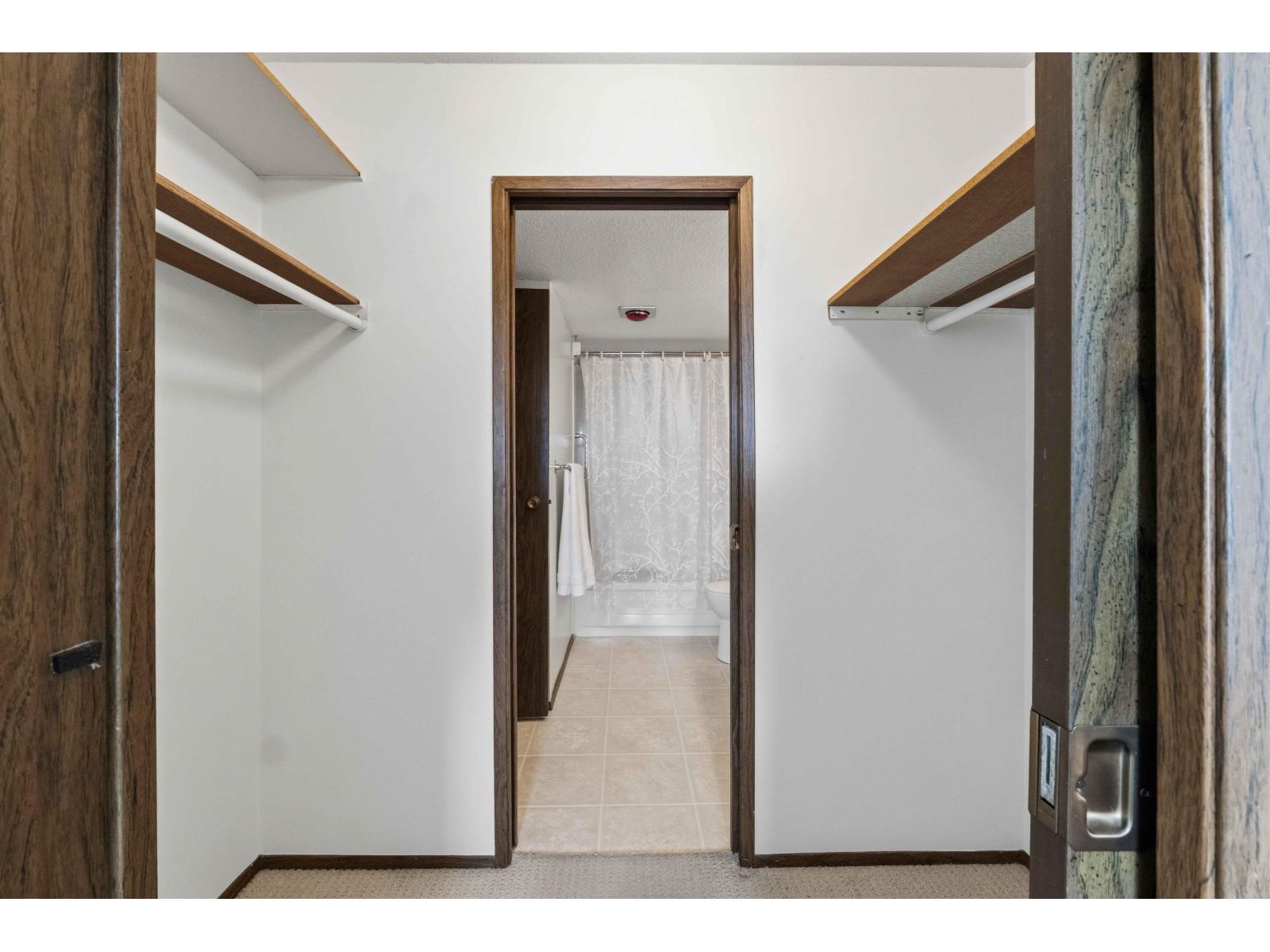 207 32070 PEARDONVILLE ROAD, Abbotsford - Image 1