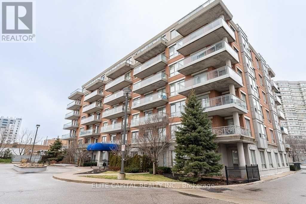 709 - 777 STEELES AVENUE W