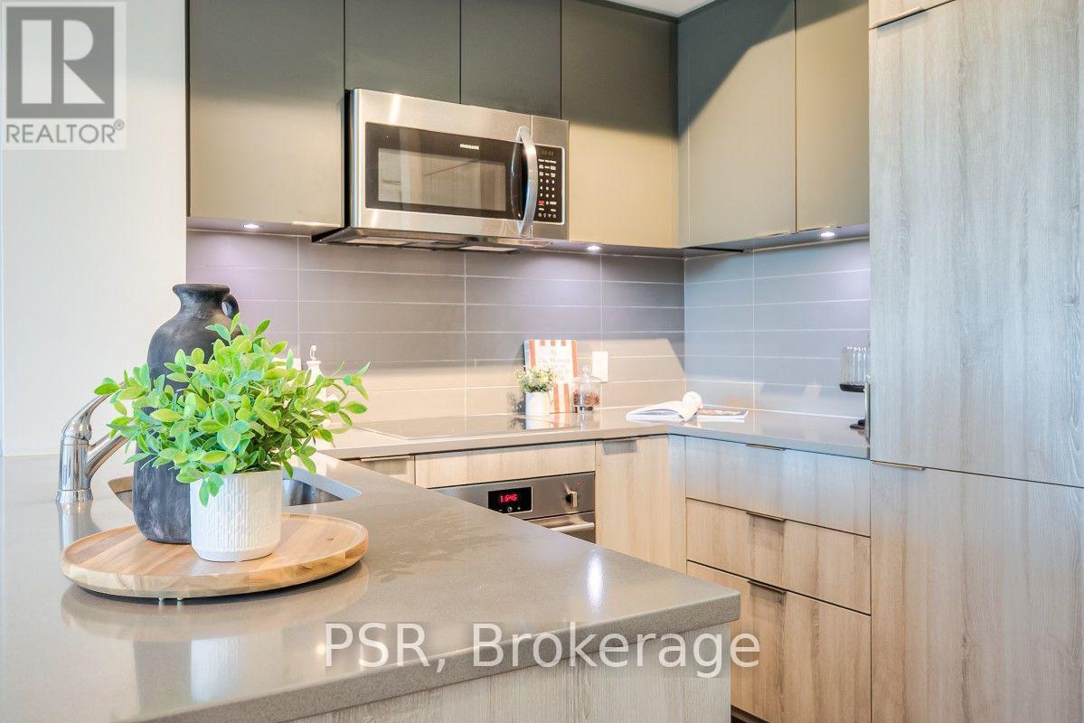 605- 223 St Clair Avenue, Toronto, ON photo 14