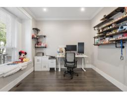 19562 72a Avenue, Surrey, BC V4N6P4 Photo 12