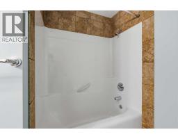 723 23 Avenue NW - photo 28