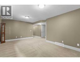 723 23 Avenue NW - photo 40
