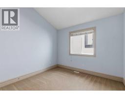 723 23 Avenue NW - photo 26