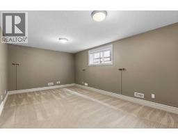 723 23 Avenue NW - photo 39