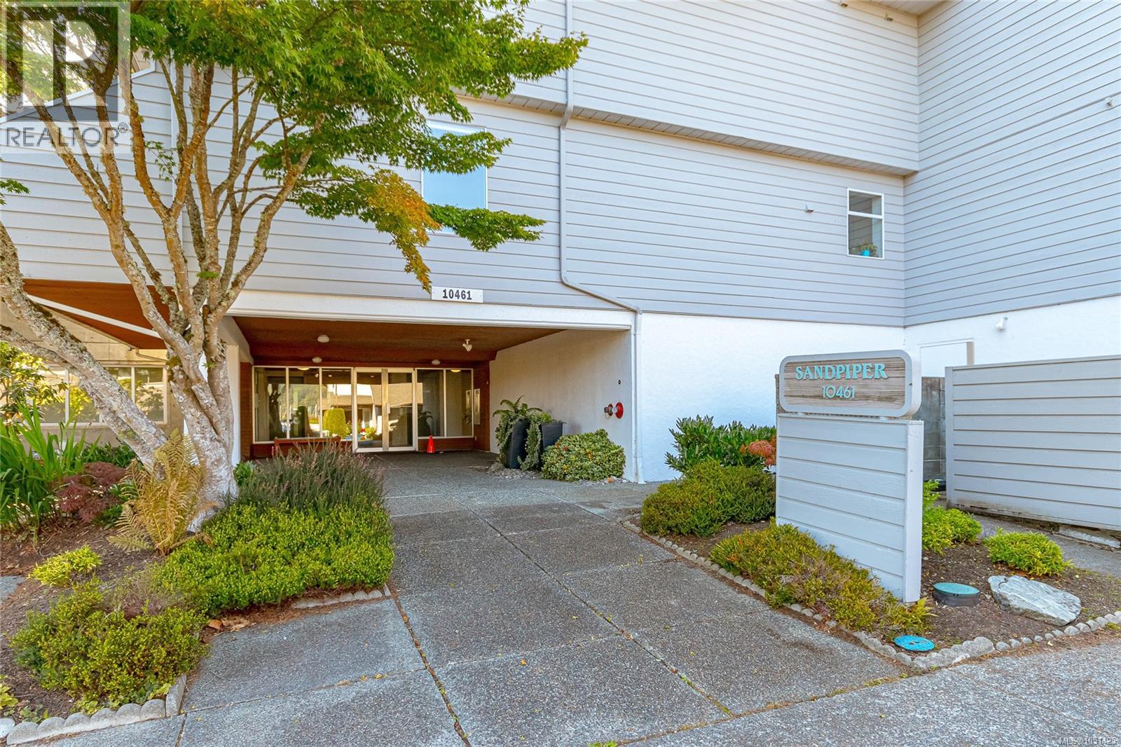 #105 10461 Resthaven Dr - 2