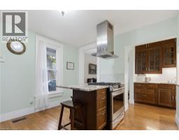 Living room - 4245 William Street, Beamsville, ON L0R1B0 Photo 12