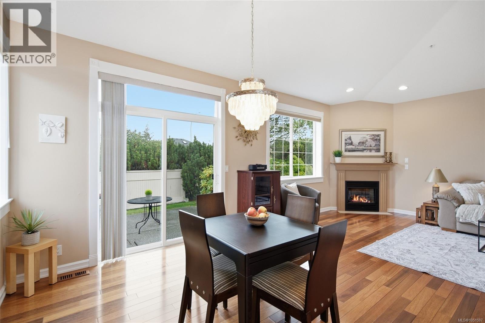 6154 Saturna Ave - 18
