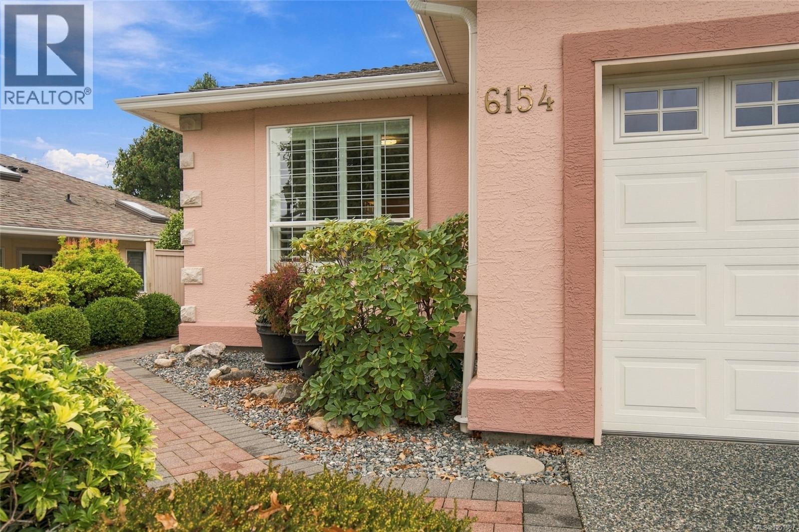 6154 Saturna Ave - Image 31