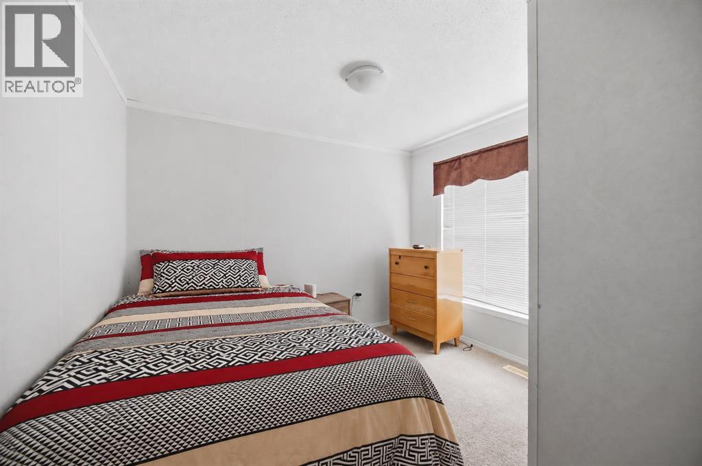 117 Elm Street, Fort McMurray