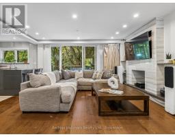 2194 Constance Drive, Oakville, ON L6J5L4 Photo 10