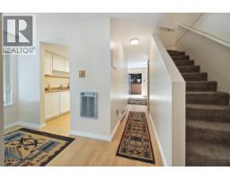 4384 Garden Grove Drive, Burnaby, BC V5G4G6 Photo 13