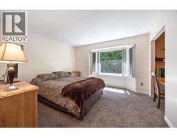 4384 Garden Grove Drive, Burnaby, BC V5G4G6 Photo 14