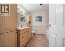 4384 Garden Grove Drive, Burnaby, BC V5G4G6 Photo 19